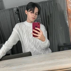 Meet your Posher, Max